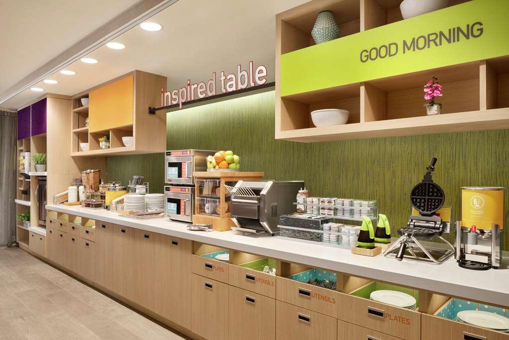 印第安纳波利斯卡梅尔希尔顿惠庭套房酒店 餐厅 照片